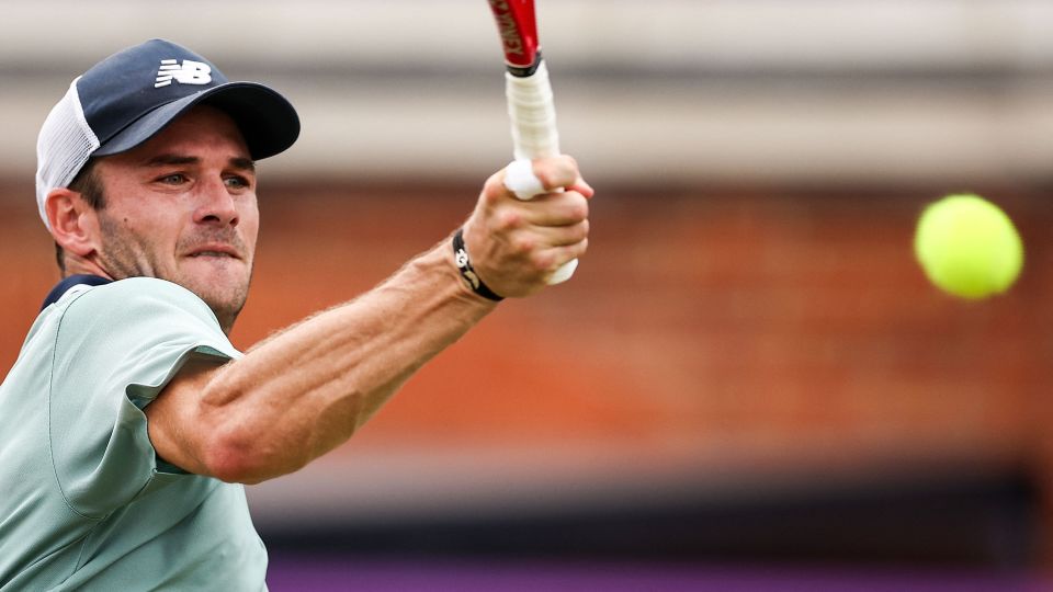 凑齐三外援！青岛男篮已经签约特雷沃-汤普森 球员上季效力深圳